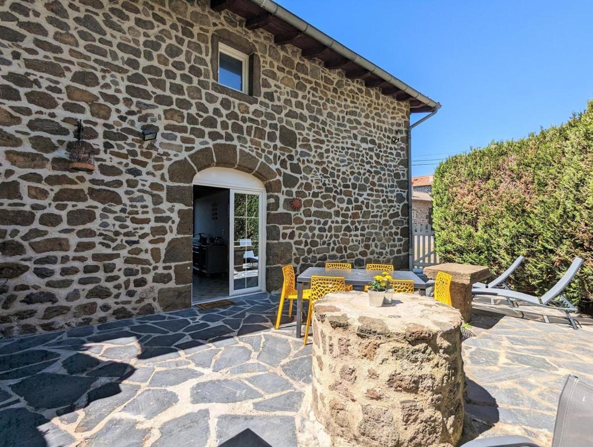 Maison Du Soleil Chez Isa Polignac  Eksteriør billede