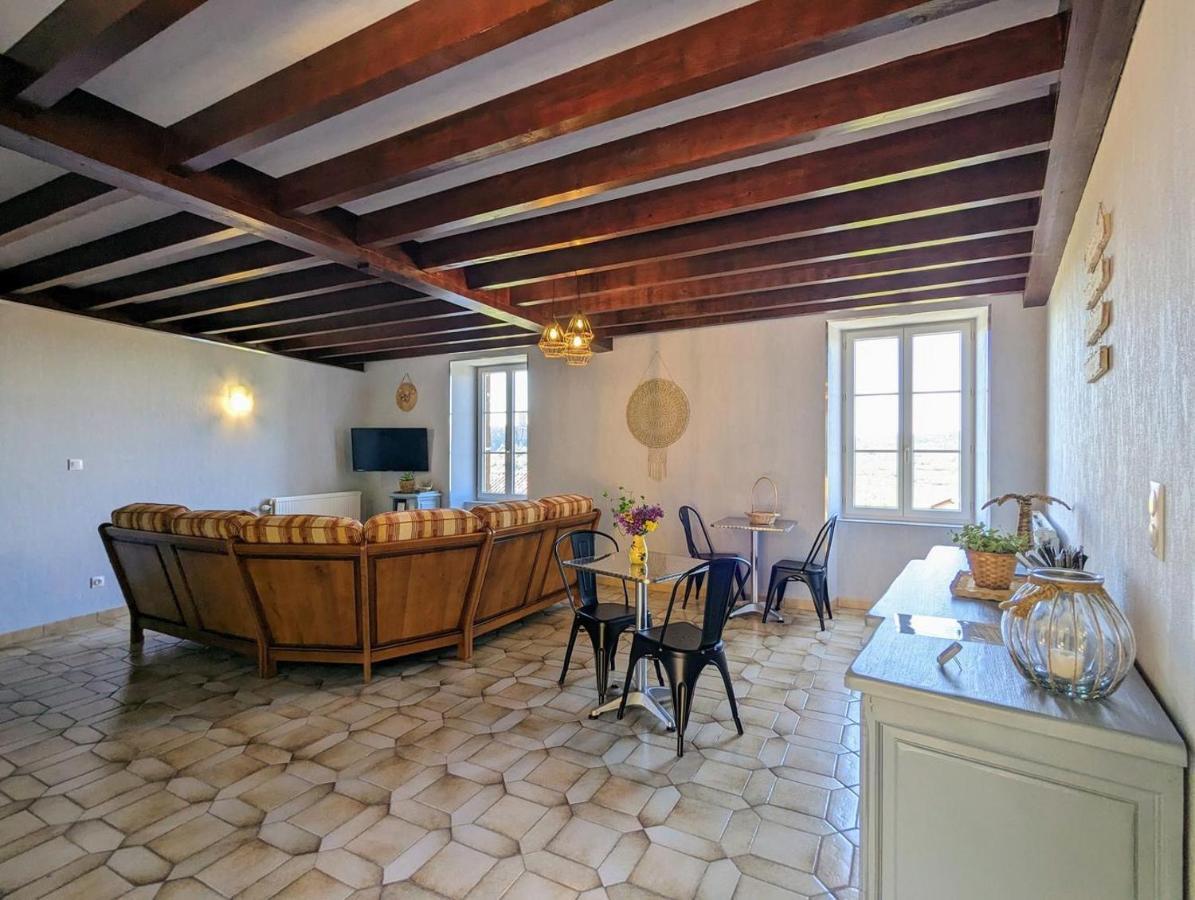 Maison Du Soleil Chez Isa Polignac  Eksteriør billede